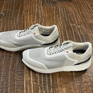 Men's Gray & White Athletic Shoes